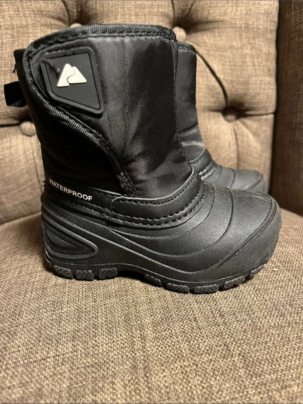 Ozark Trail waterproof toddler shell winter boots size 6